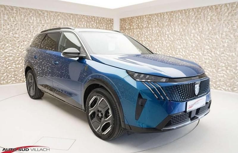 Neu Peugeot e-5008 GT 103 kW (141 PS) 2025 Blau SUV