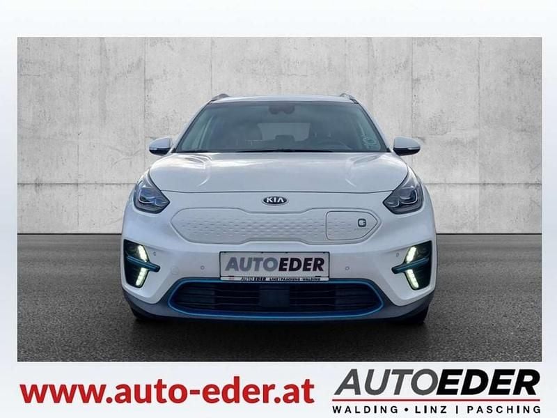 Gebraucht Kia e-Niro 150 kW (204 PS) 2020 Weiß SUV