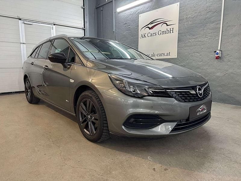 Grau Gebraucht 2022 Opel Astra Design & Tech Kombi | € 12.700 (Guter Preis) - Bild 1/4