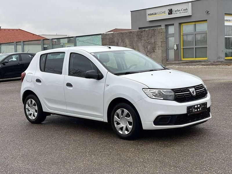 Gebraucht Dacia Sandero Ambiance 73 PS (53 kW) 2017 Weiß Kleinwagen