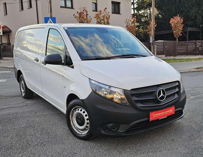 Gebraucht Mercedes Vito 114 PS (83 kW) 2017 Weiß Van