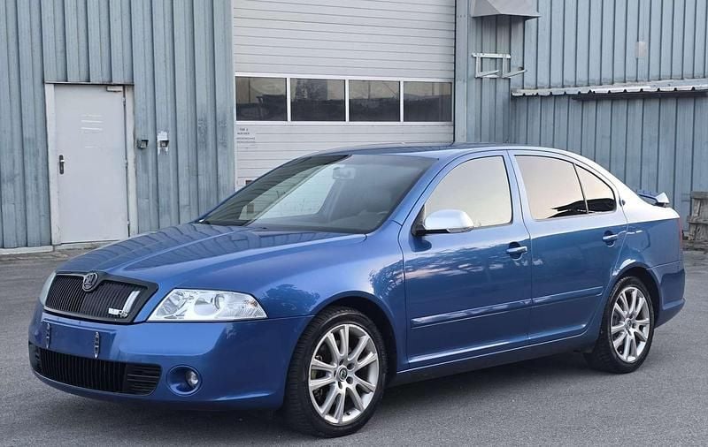 Blau Gebraucht 2006 Skoda Octavia RS Limousine | € 4.990 - Bild 1/4