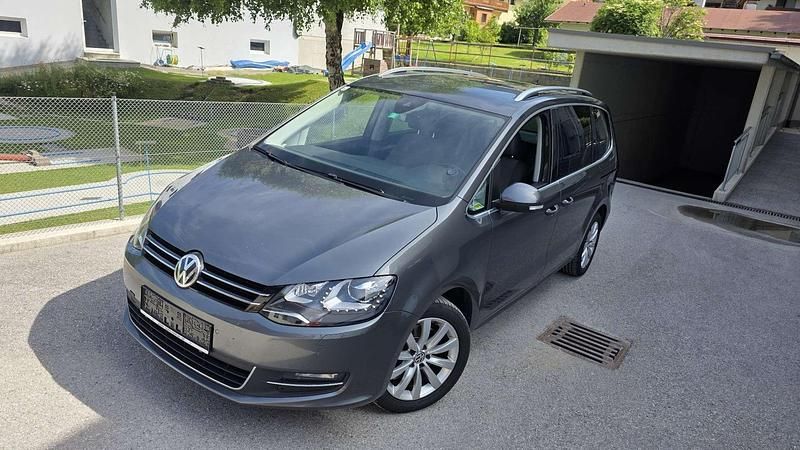Gebraucht VW Sharan Highline 150 PS (110 kW) 2019 Van / Kleinbus