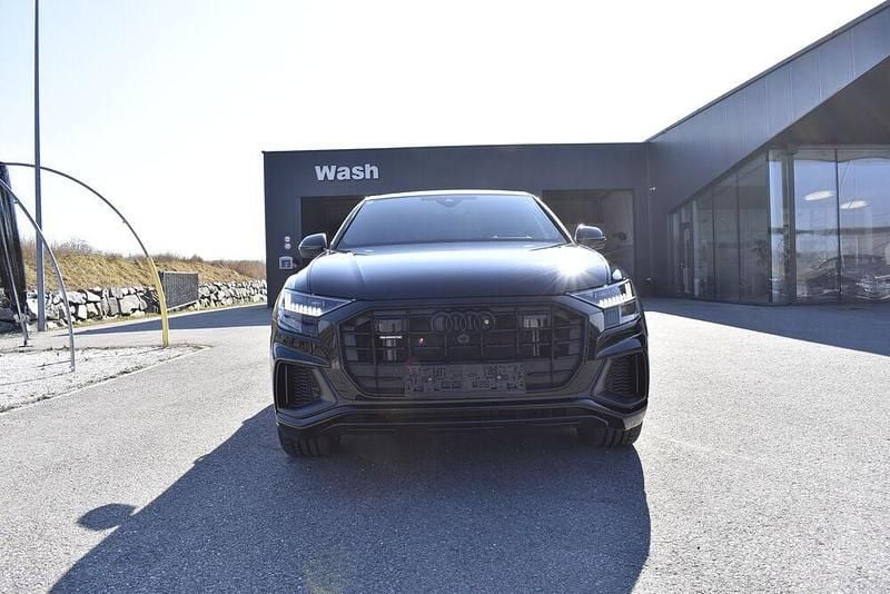 Gebraucht Audi Q8 S-Line 462 PS (339 kW) 2023 SUV