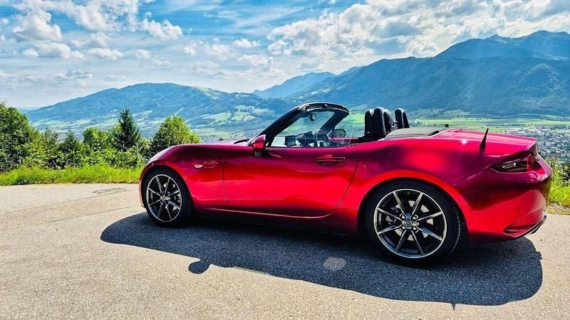 Gebraucht Mazda MX5 185 PS (136 kW) 2019 Rot Cabrio
