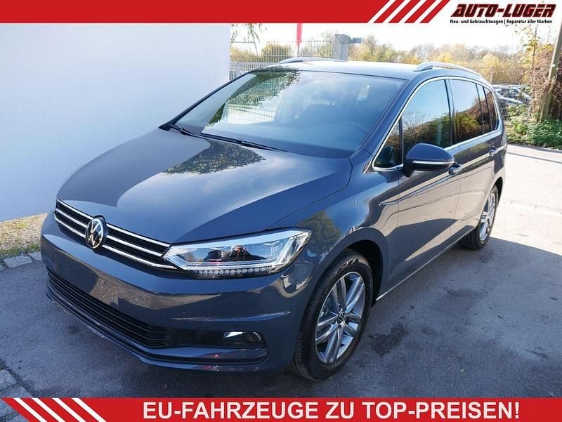 Neu VW Touran Comfortline 2025 Delfingrau metallic Van / Kleinbus