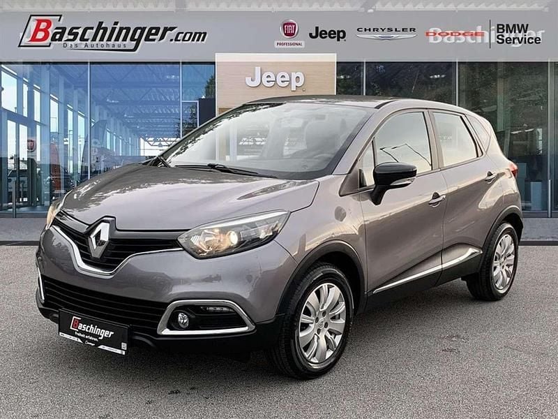 Grau Gebraucht 2016 Renault Captur Expression SUV | € 10.890 (Fairer Preis) - Bild 1/3