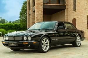 Gebraucht Jaguar XJR 363 PS (266 kW) 2000 Schwarz Limousine