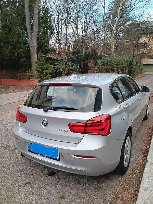 Gebraucht BMW 116 Advantage 116 PS (85 kW) 2018 Grau Kleinwagen