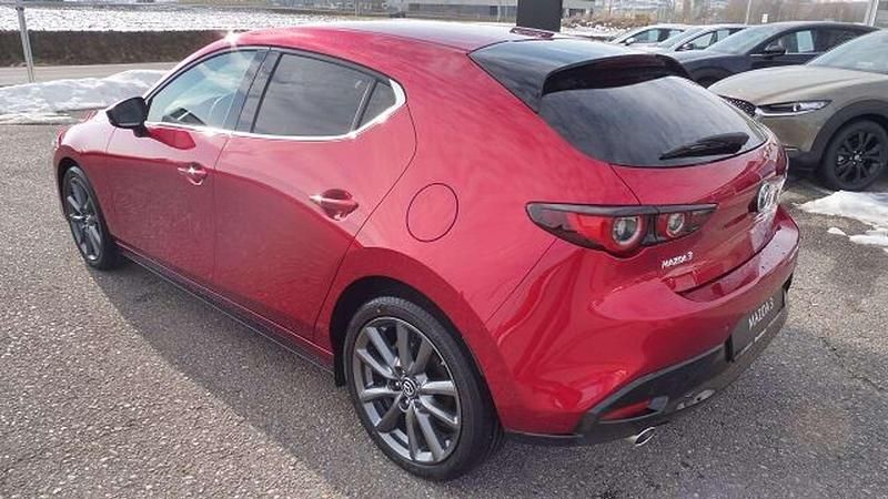 Neu Mazda 3 Takumi-Line 140 PS (102 kW) 2025 Rot Limousine