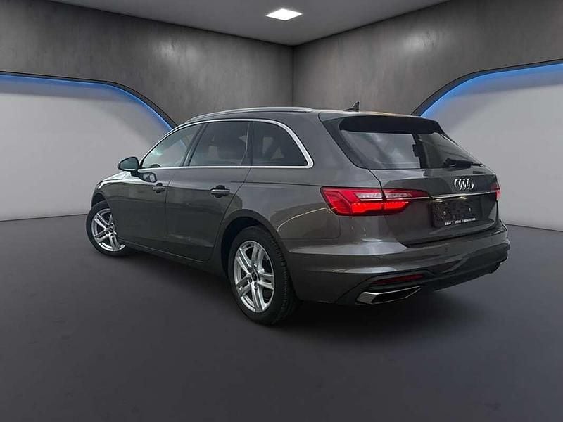 Gebraucht Audi A4 136 PS (100 kW) 2021 Grau Kombi