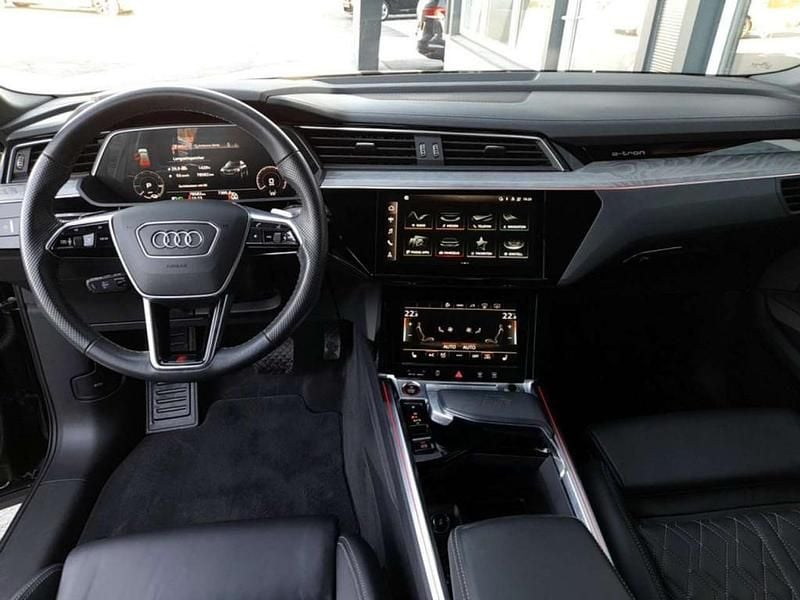 Gebraucht Audi e-tron S-Line 369 kW (503 PS) 2022 Schwarz SUV