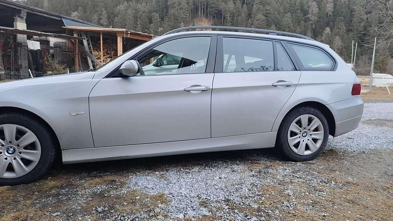 Gebraucht BMW 318 143 PS (105 kW) 2008 Kombi