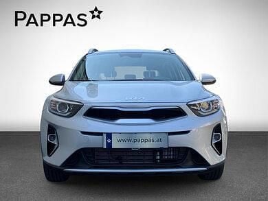 Neu Kia Stonic Silver 99 PS (72 kW) 2025 Sparkling silver SUV