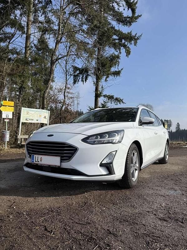Gebraucht Ford Focus Active X 120 PS (88 kW) 2021 Weiß Kombi