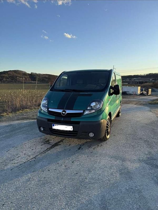 Gebraucht Opel Vivaro 114 PS (83 kW) 2008 Van / Kleinbus