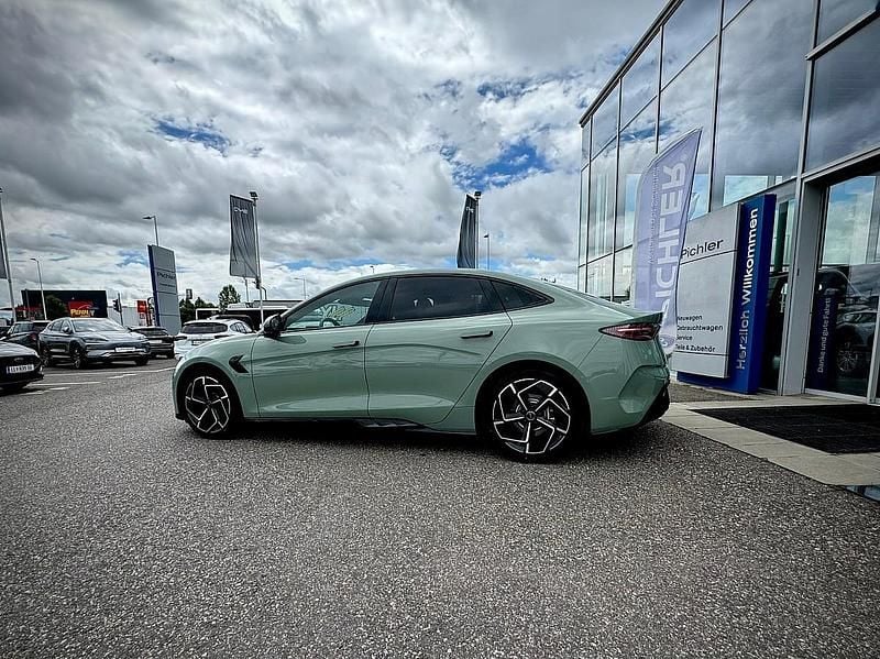 Neu BYD Seal 389 kW (530 PS) 2026 Shadow green Limousine