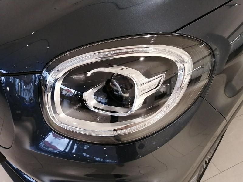 Neu Leapmotor T03 69 kW (95 PS) 2025 Midnight grey Kleinwagen