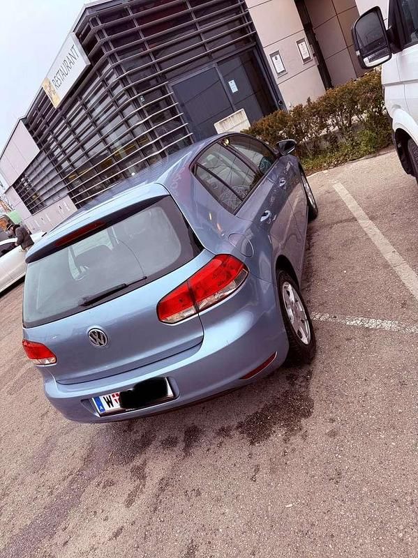 Gebraucht VW Golf VI 80 PS (58 kW) 2011 Kleinwagen