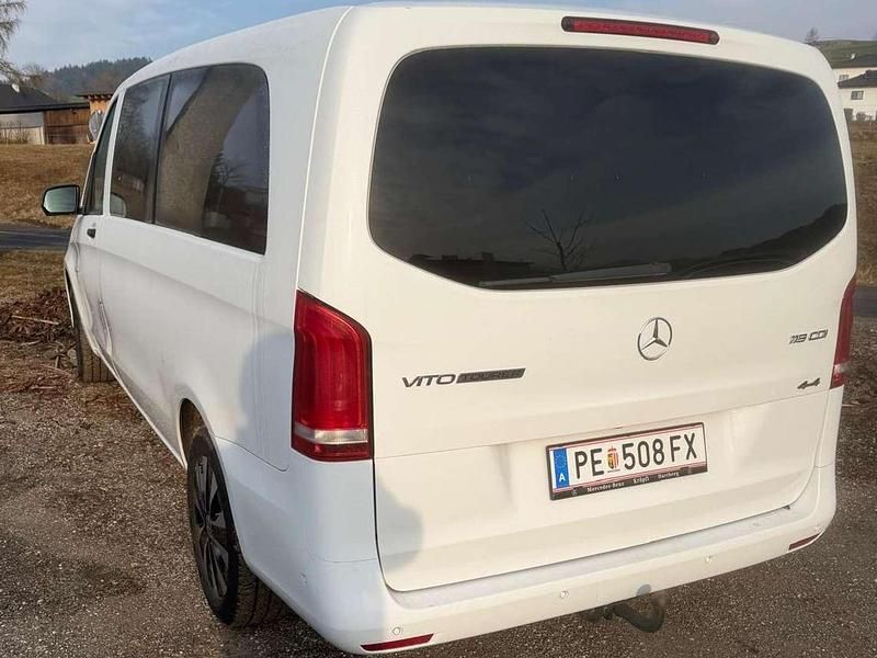 Gebraucht Mercedes Vito 190 PS (139 kW) 2020 Weiß Van