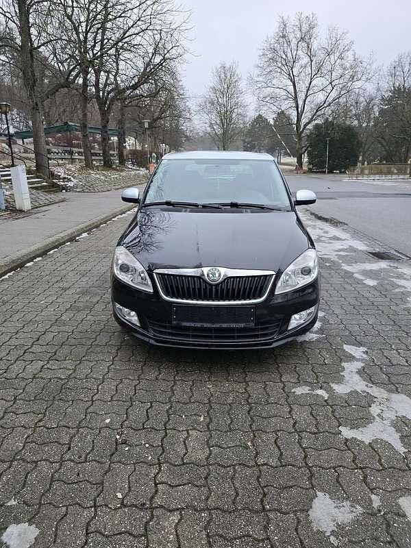 Gebraucht Skoda Fabia Clever 69 PS (50 kW) 2010 Limousine