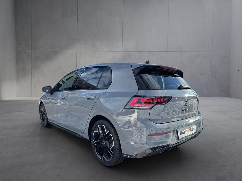 Neu VW Golf VIII Sport 115 PS (84 kW) 2026 Mittelgrau  normal Limousine