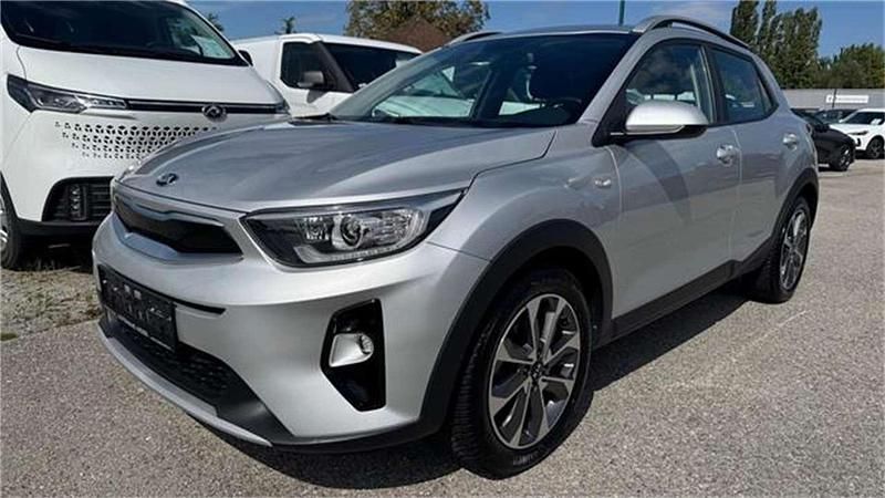 Silber Gebraucht 2020 Kia Stonic Silver SUV | € 14.490 (Fairer Preis) - Bild 1/3