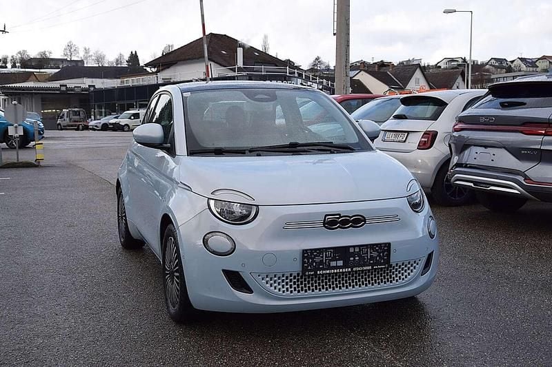 Gebraucht Fiat 500e Icon 86 kW (118 PS) 2021 Blau Kleinwagen