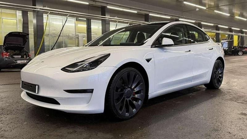 Gebraucht Tesla Model 3 211 kW (287 PS) 2022 Limousine