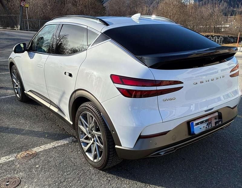 Gebraucht Genesis GV60 233 kW (318 PS) 2022 Weiß SUV