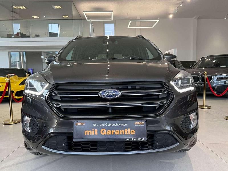 Gebraucht Ford Kuga ST-Line 150 PS (110 kW) 2017 Grau SUV