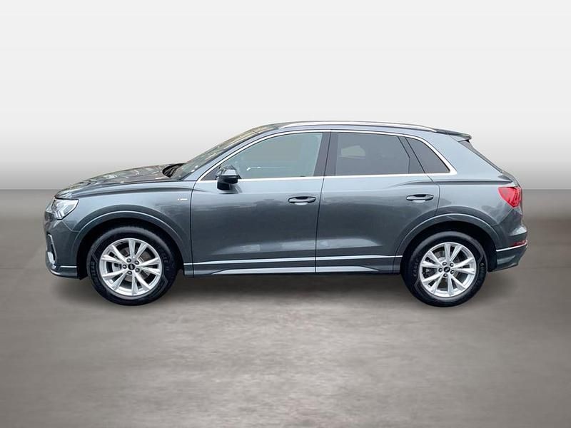 Gebraucht Audi Q3 S-Line 150 PS (110 kW) 2023 Mittelgrau  metallicperleffekt SUV