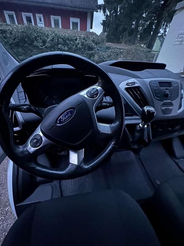 Gebraucht Ford Transit Custom 105 PS (77 kW) 2017 Weiß Van