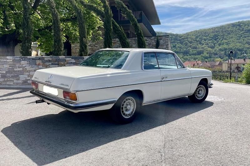 Gebraucht Mercedes 250 131 PS (96 kW) 1970 Weiß Coupé