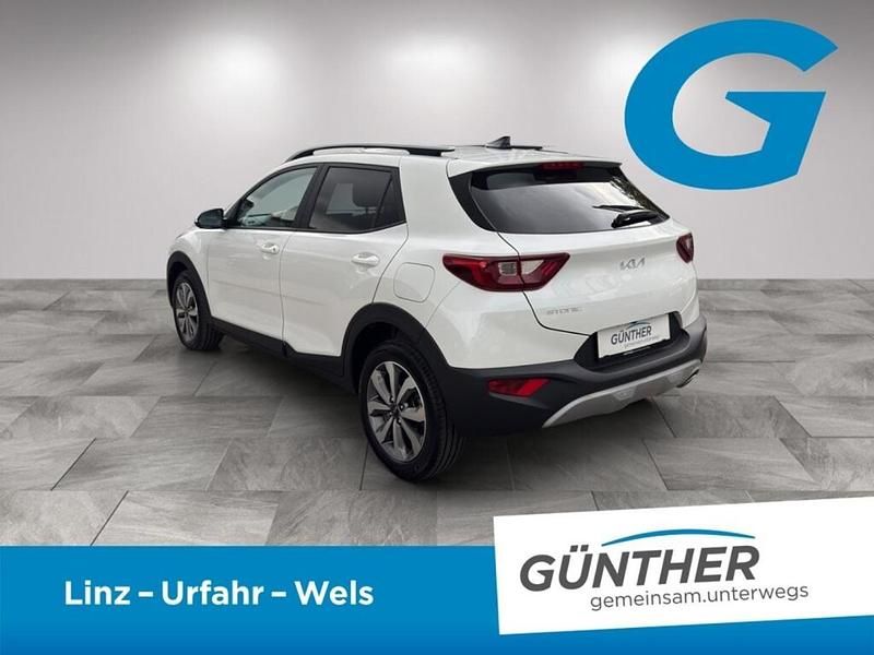 Gebraucht Kia Stonic Gold 101 PS (74 kW) 2024 Weiß SUV