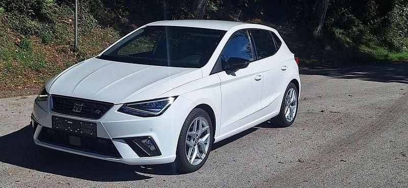 Weiß Gebraucht 2020 Seat Ibiza FR Kleinwagen | € 15.549 (Fairer Preis) - Bild 1/4