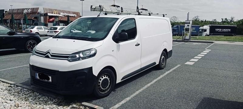 Weiß Gebraucht 2017 Citroën Jumpy Van / Kleinbus | € 9.500 (Fairer Preis) - Bild 1/3