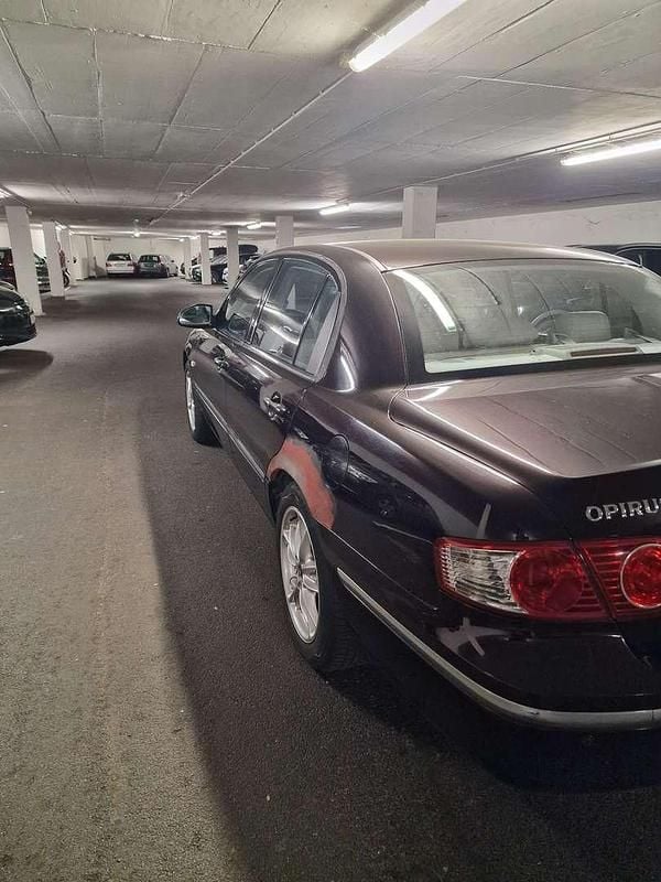 Gebraucht Kia Opirus 203 PS (149 kW) 2006 Limousine