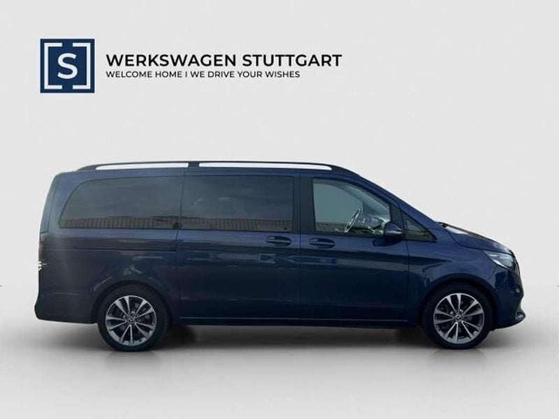 Gebraucht Mercedes V220 Style 163 PS (119 kW) 2024 Blau Van / Kleinbus