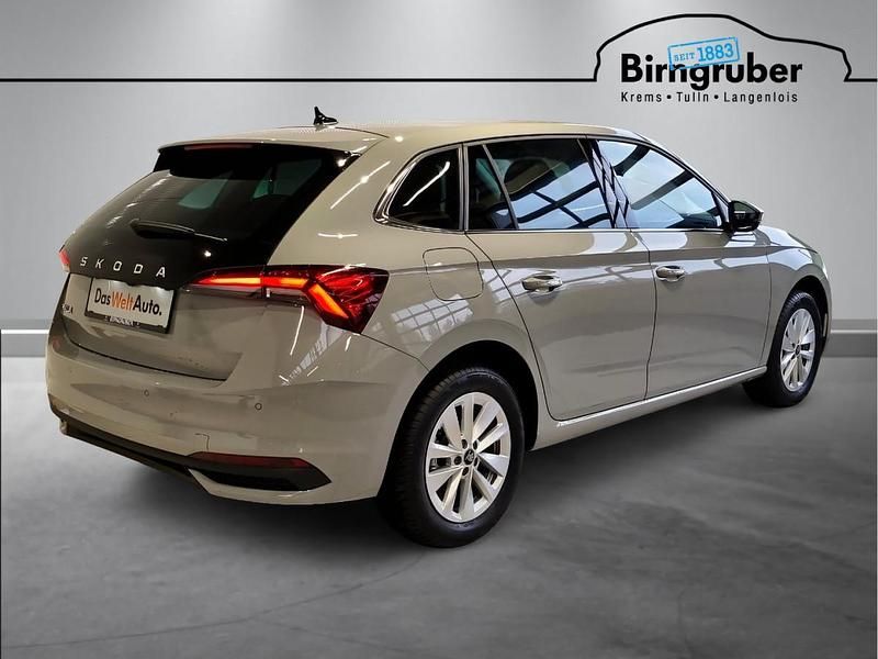 Neu Skoda Scala Selection 95 PS (69 kW) 2025 Grau Kleinwagen
