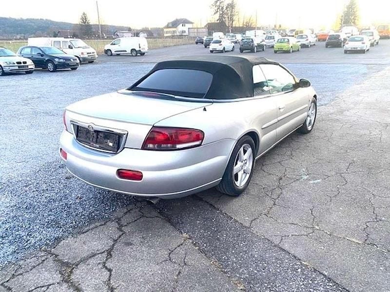 Gebraucht Chrysler Sebring Cabriolet 141 PS (103 kW) 2001 Silber Cabrio