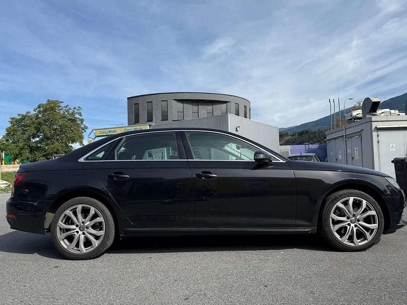 Gebraucht Audi A4 150 PS (110 kW) 2017 Schwarz Limousine