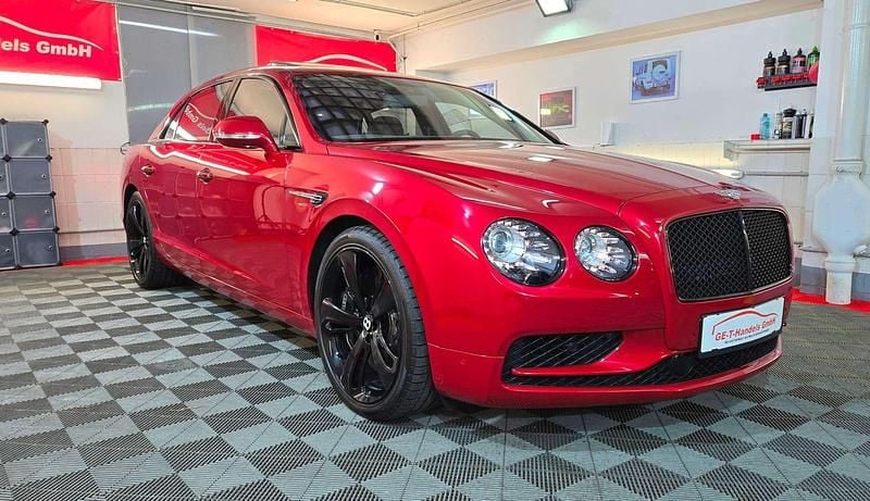 Gebraucht Bentley Flying Spur 635 PS (467 kW) 2017 Rot Limousine