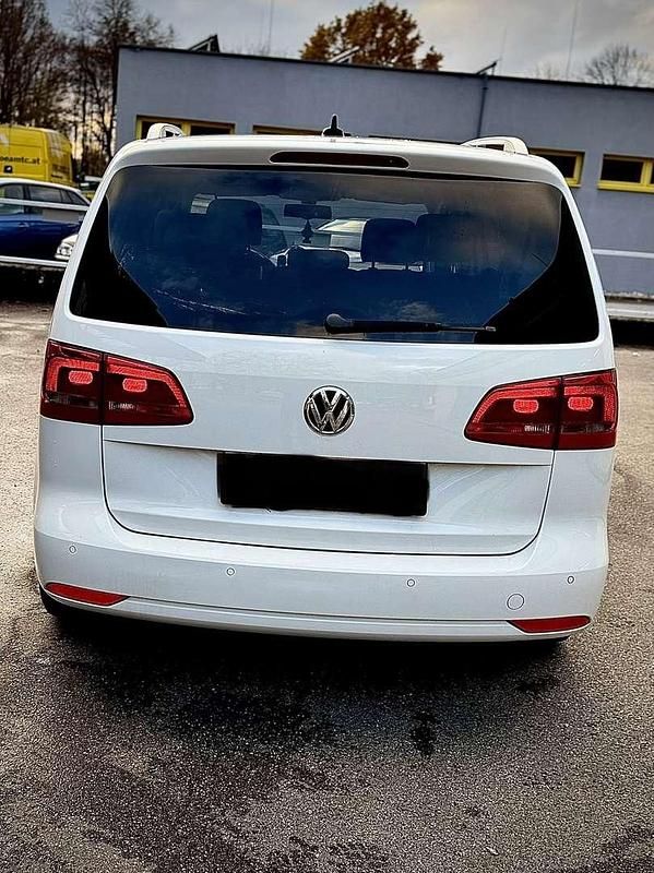 Gebraucht VW Touran 105 PS (77 kW) 2014 Weiß Van / Kleinbus