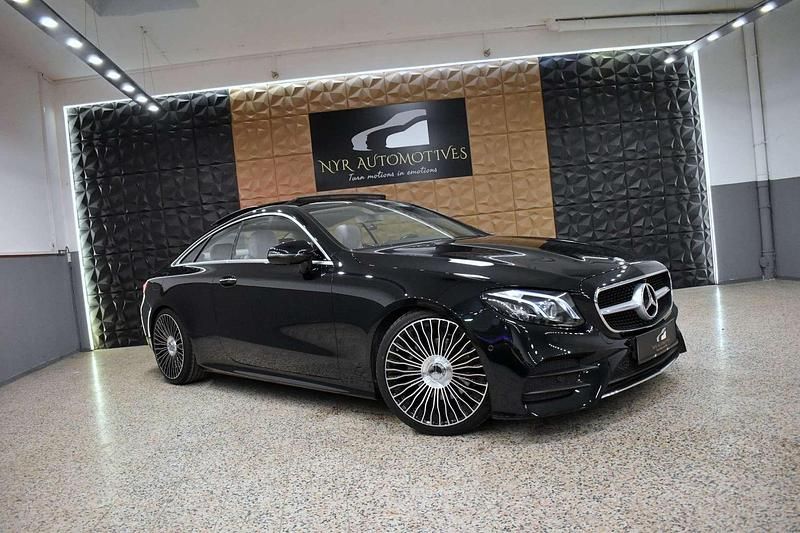 Gebraucht Mercedes E220 AMG 194 PS (142 kW) 2017 Grün Coupé