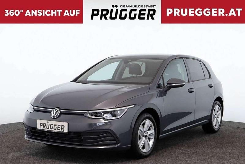 Grau Gebraucht 2023 VW Golf Life Limousine | € 24.990 (Fairer Preis) - Bild 1/3