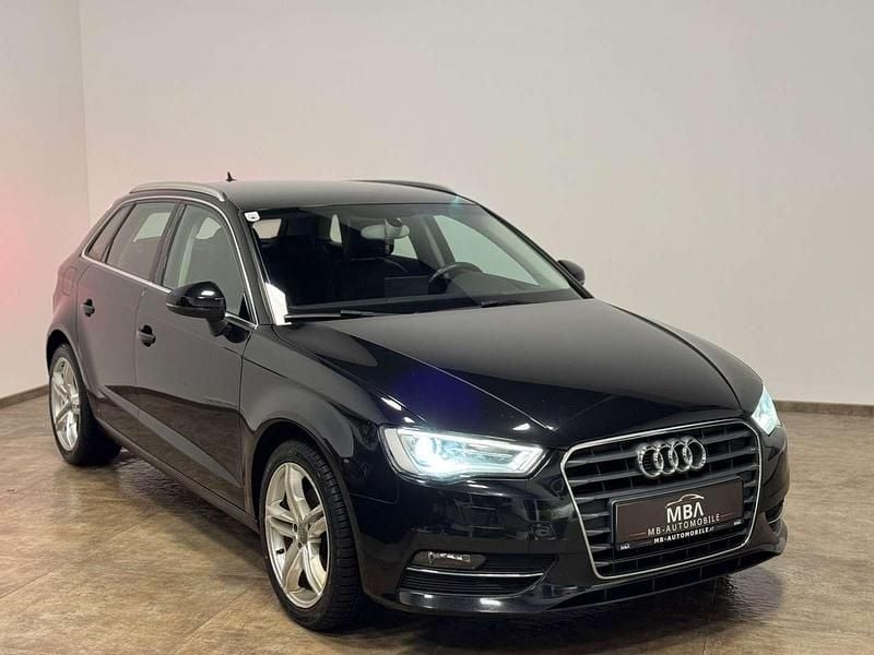 Gebraucht Audi A3 Ambiente 105 PS (77 kW) 2014 Schwarz Limousine