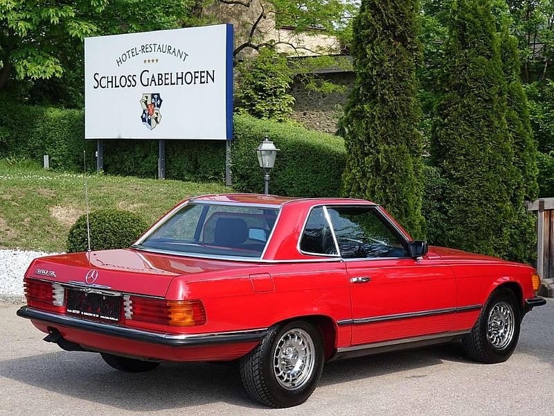 Gebraucht Mercedes SL380 204 PS (150 kW) 1982 Rottöne Cabrio