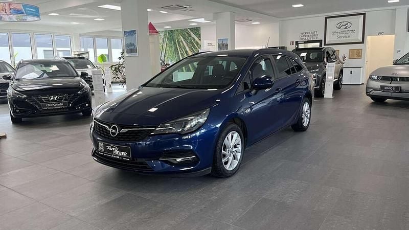 Gebraucht Opel Astra Edition 131 PS (96 kW) 2020 Blau Kombi