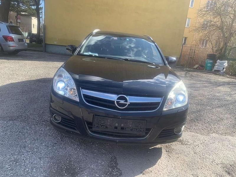 Gebraucht Opel Signum Business 150 PS (110 kW) 2006 Kleinwagen